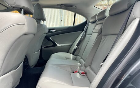 Lexus IS II рестайлинг 2, 2007 год, 1 800 000 рублей, 34 фотография