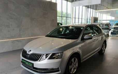 Skoda Octavia, 2017 год, 1 699 000 рублей, 3 фотография