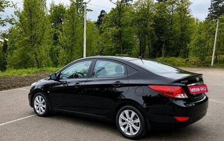 Hyundai Solaris II рестайлинг, 2011 год, 633 000 рублей, 6 фотография