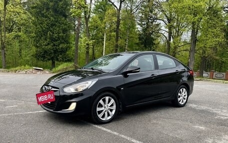 Hyundai Solaris II рестайлинг, 2011 год, 633 000 рублей, 5 фотография
