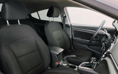 Hyundai Elantra VI рестайлинг, 2019 год, 1 800 000 рублей, 30 фотография