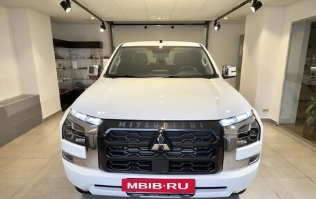 Mitsubishi L200, 2024 год, 5 299 000 рублей, 2 фотография