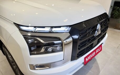 Mitsubishi L200, 2024 год, 5 299 000 рублей, 5 фотография