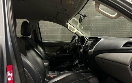 Mitsubishi L200 IV рестайлинг, 2017 год, 2 165 000 рублей, 9 фотография