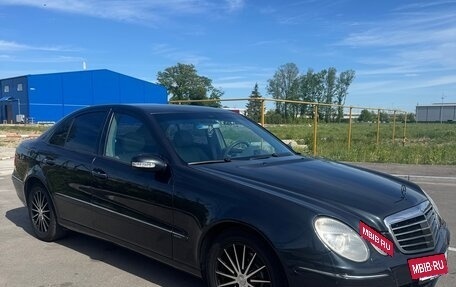 Mercedes-Benz E-Класс, 2002 год, 1 000 000 рублей, 3 фотография