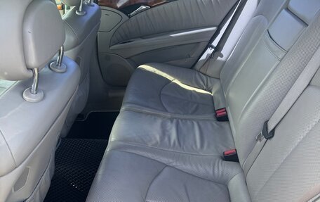 Mercedes-Benz E-Класс, 2002 год, 1 000 000 рублей, 10 фотография