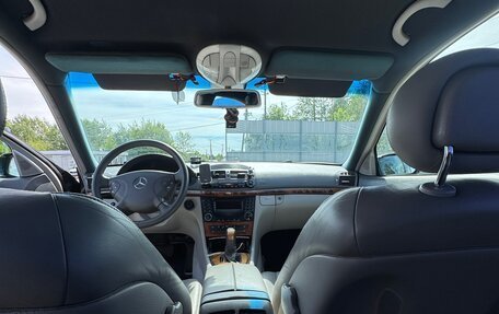 Mercedes-Benz E-Класс, 2002 год, 1 000 000 рублей, 11 фотография