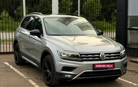 Volkswagen Tiguan II, 2019 год, 2 679 000 рублей, 1 фотография