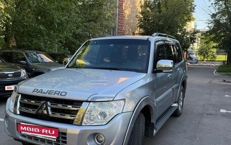 Mitsubishi Pajero IV, 2011 год, 1 600 000 рублей, 2 фотография