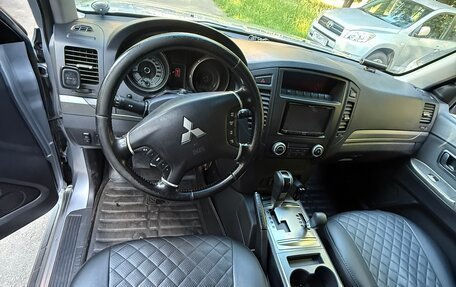 Mitsubishi Pajero IV, 2011 год, 1 600 000 рублей, 12 фотография