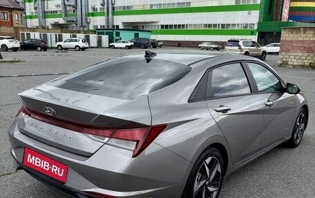 Hyundai Elantra, 2023 год, 1 799 999 рублей, 1 фотография