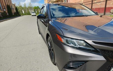 Toyota Camry, 2018 год, 2 150 000 рублей, 3 фотография