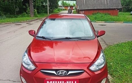 Hyundai Solaris II рестайлинг, 2012 год, 600 000 рублей, 7 фотография