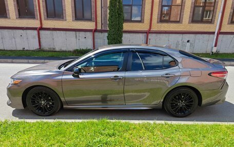 Toyota Camry, 2018 год, 2 150 000 рублей, 7 фотография