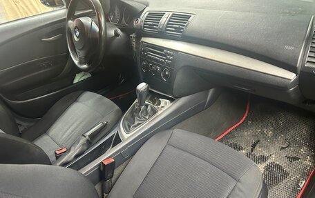 BMW 1 серия, 2008 год, 500 000 рублей, 8 фотография