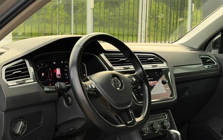 Volkswagen Tiguan II, 2019 год, 2 679 000 рублей, 8 фотография