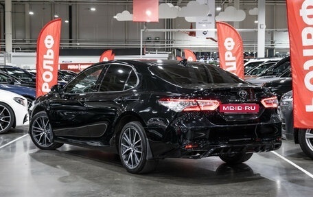 Toyota Camry, 2021 год, 3 199 700 рублей, 12 фотография