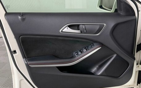 Mercedes-Benz A-Класс, 2016 год, 1 799 000 рублей, 9 фотография