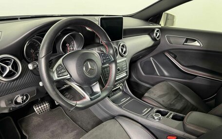 Mercedes-Benz A-Класс, 2016 год, 1 799 000 рублей, 12 фотография