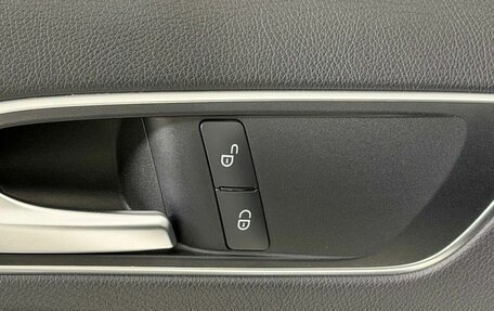 Mercedes-Benz A-Класс, 2016 год, 1 799 000 рублей, 26 фотография