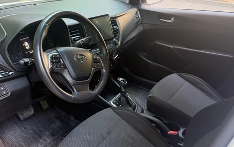Hyundai Solaris II рестайлинг, 2021 год, 1 450 000 рублей, 5 фотография
