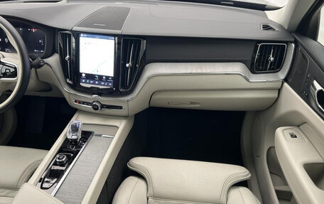 Volvo XC60 II, 2024 год, 5 381 637 рублей, 11 фотография