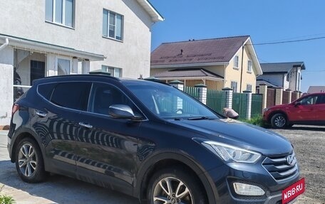 Hyundai Santa Fe III рестайлинг, 2013 год, 1 630 000 рублей, 2 фотография