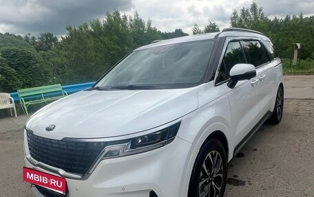 KIA Carnival, 2021 год, 3 750 000 рублей, 2 фотография