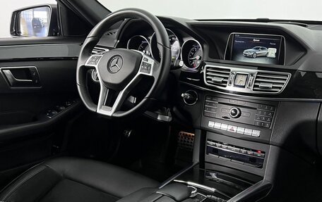 Mercedes-Benz E-Класс, 2015 год, 2 250 000 рублей, 13 фотография