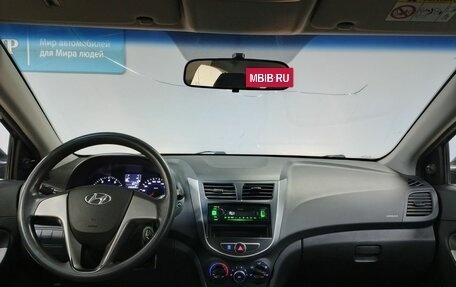 Hyundai Solaris II рестайлинг, 2016 год, 712 000 рублей, 11 фотография