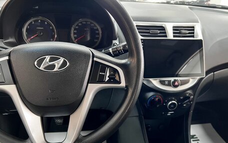 Hyundai Solaris II рестайлинг, 2013 год, 795 000 рублей, 18 фотография