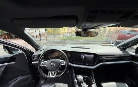 Volkswagen Touareg III, 2020 год, 6 750 000 рублей, 16 фотография