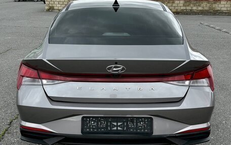 Hyundai Elantra, 2023 год, 1 799 999 рублей, 3 фотография
