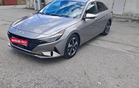 Hyundai Elantra, 2023 год, 1 799 999 рублей, 4 фотография