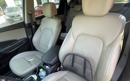Hyundai Santa Fe III рестайлинг, 2018 год, 2 200 000 рублей, 4 фотография