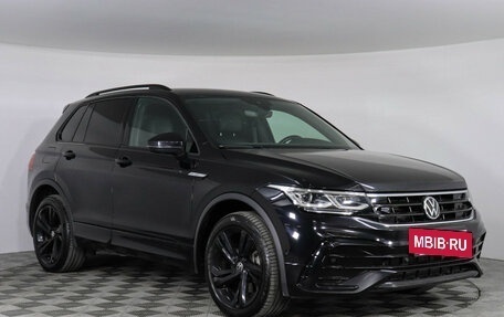 Volkswagen Tiguan II, 2021 год, 3 600 000 рублей, 3 фотография