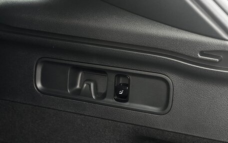 Mercedes-Benz GLC, 2025 год, 10 350 000 рублей, 38 фотография