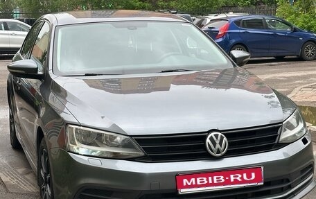 Volkswagen Jetta VI, 2015 год, 820 000 рублей, 1 фотография