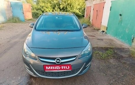 Opel Astra J, 2015 год, 1 000 000 рублей, 1 фотография