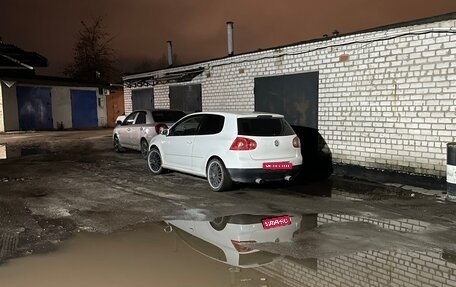 Volkswagen Golf V, 2003 год, 450 000 рублей, 1 фотография