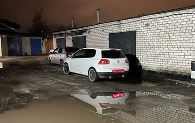 Volkswagen Golf V, 2003 год, 450 000 рублей, 1 фотография