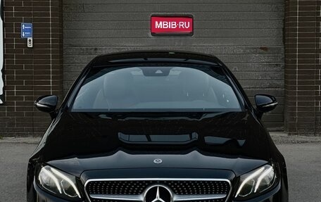 Mercedes-Benz E-Класс, 2018 год, 3 500 000 рублей, 1 фотография