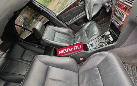Mercedes-Benz E-Класс, 1998 год, 380 000 рублей, 9 фотография
