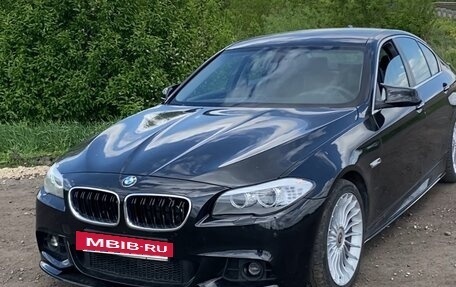 BMW 5 серия, 2012 год, 2 300 000 рублей, 2 фотография