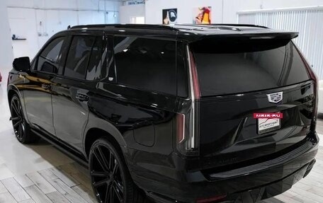 Cadillac Escalade V, 2023 год, 12 497 000 рублей, 8 фотография