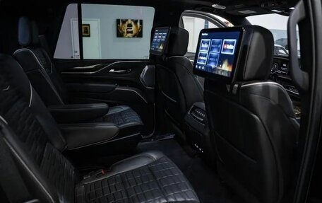 Cadillac Escalade V, 2023 год, 12 497 000 рублей, 26 фотография