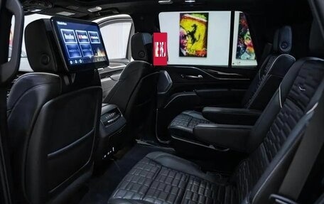 Cadillac Escalade V, 2023 год, 12 497 000 рублей, 16 фотография