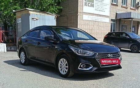 Hyundai Solaris II рестайлинг, 2017 год, 1 275 000 рублей, 2 фотография