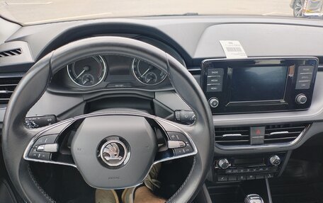 Skoda Rapid II, 2021 год, 1 590 000 рублей, 2 фотография