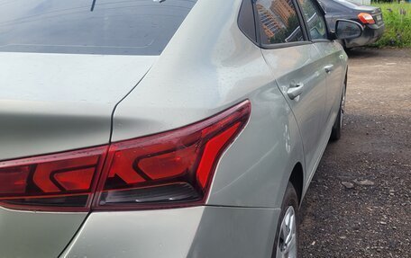 Hyundai Solaris II рестайлинг, 2019 год, 950 000 рублей, 5 фотография